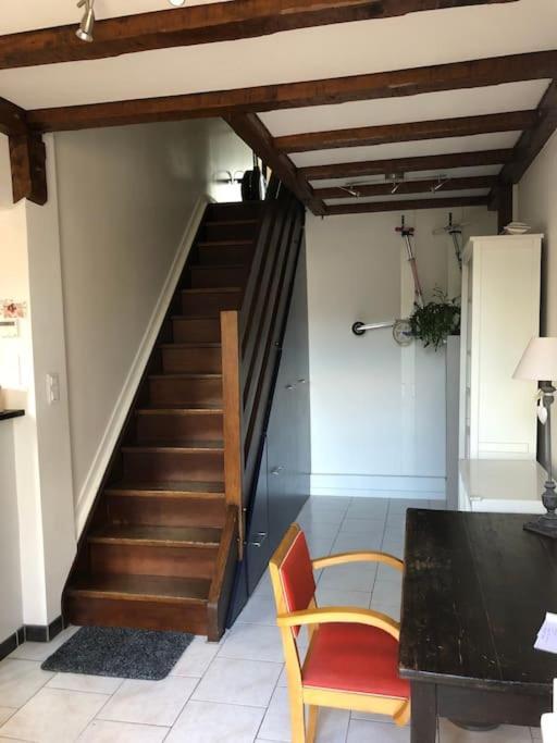 Appartement En Duplex Avec Parking Et Jardinet Бурж Экстерьер фото